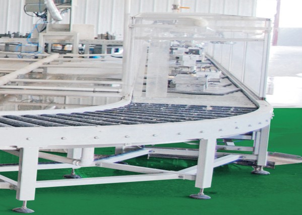 蠟?zāi)－h(huán)形生產(chǎn)線